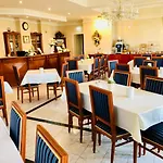 Am Bayrischen Platz ホテル 3*