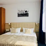 Hotel Am Bayrischen Platz