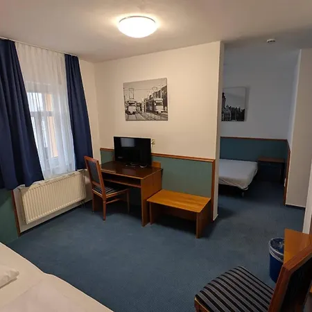 Am Bayrischen Platz Hotel 3*